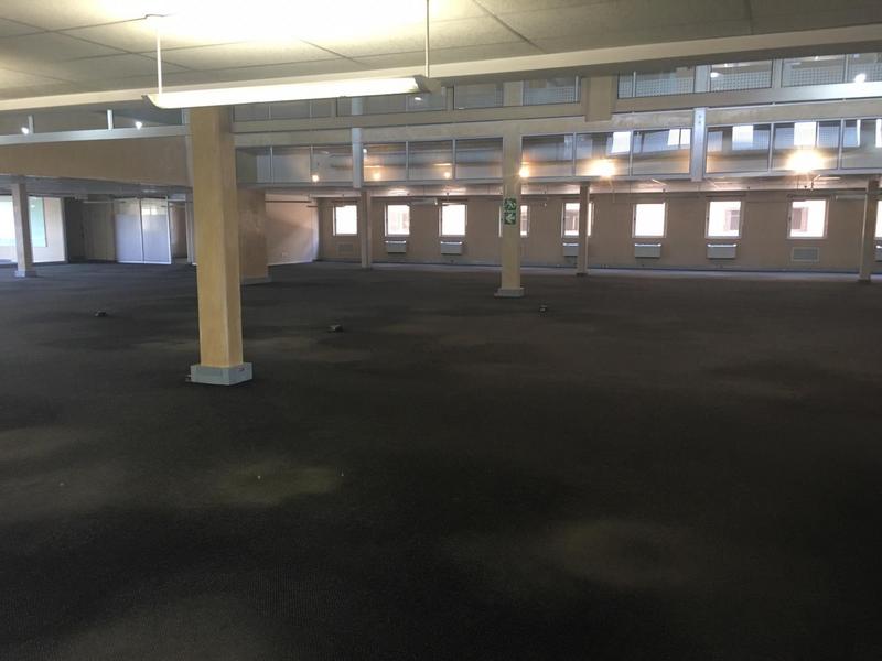 To Let Commercial Property for Rent in Kosmosdal Gauteng