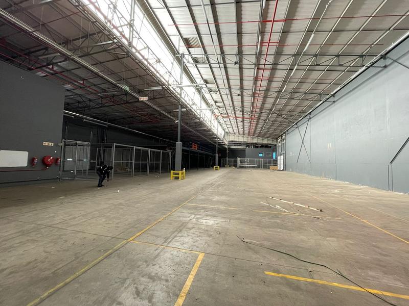 To Let Commercial Property for Rent in Louwlardia Gauteng