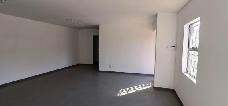 To Let Commercial Property for Rent in Silvertondale Gauteng