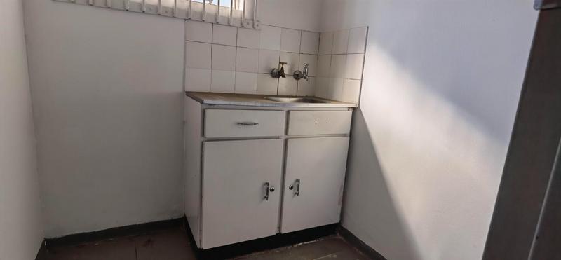To Let Commercial Property for Rent in Silvertondale Gauteng