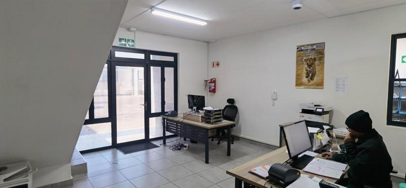 To Let Commercial Property for Rent in N4 Gateway Industrial Park Gauteng