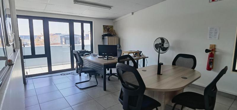 To Let Commercial Property for Rent in N4 Gateway Industrial Park Gauteng