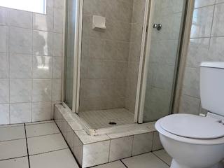 To Let 2 Bedroom Property for Rent in Glen Marais Gauteng