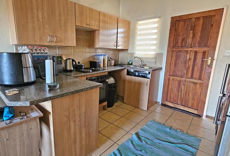 2 Bedroom Property for Sale in Comet Gauteng