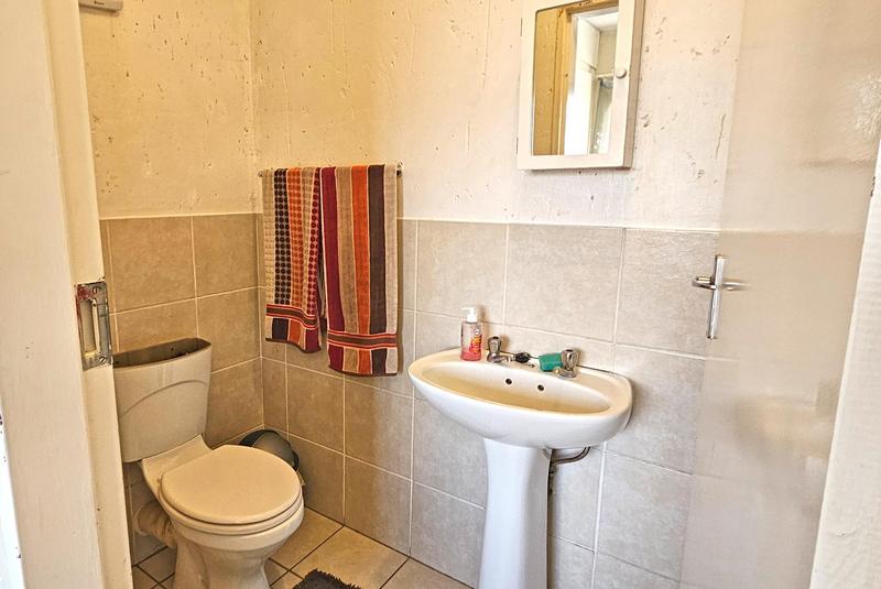 2 Bedroom Property for Sale in Comet Gauteng