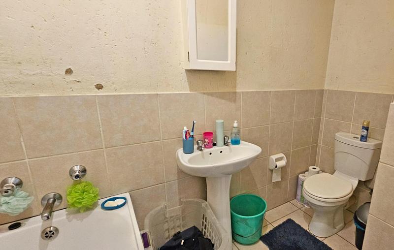 2 Bedroom Property for Sale in Comet Gauteng