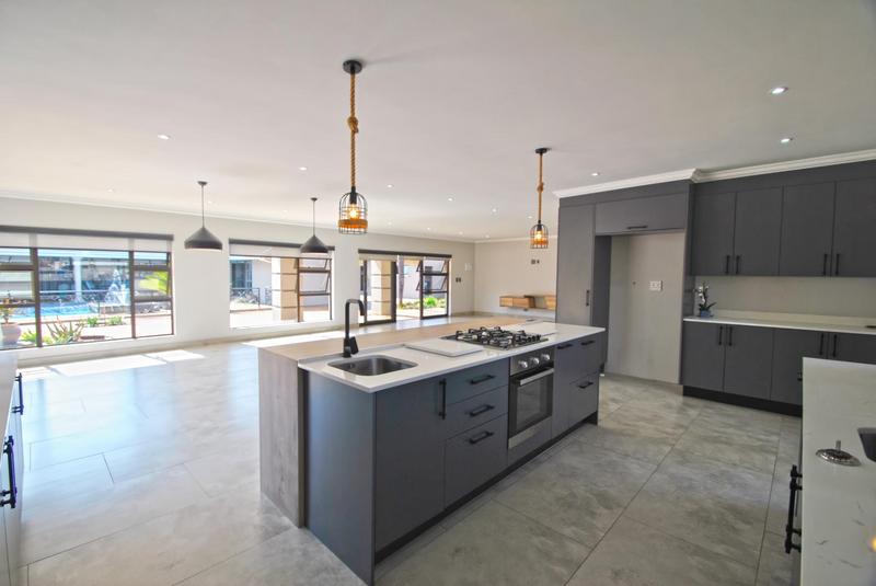 7 Bedroom Property for Sale in Arcon Park Gauteng