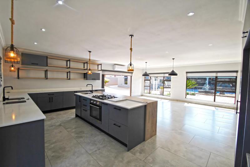 7 Bedroom Property for Sale in Arcon Park Gauteng