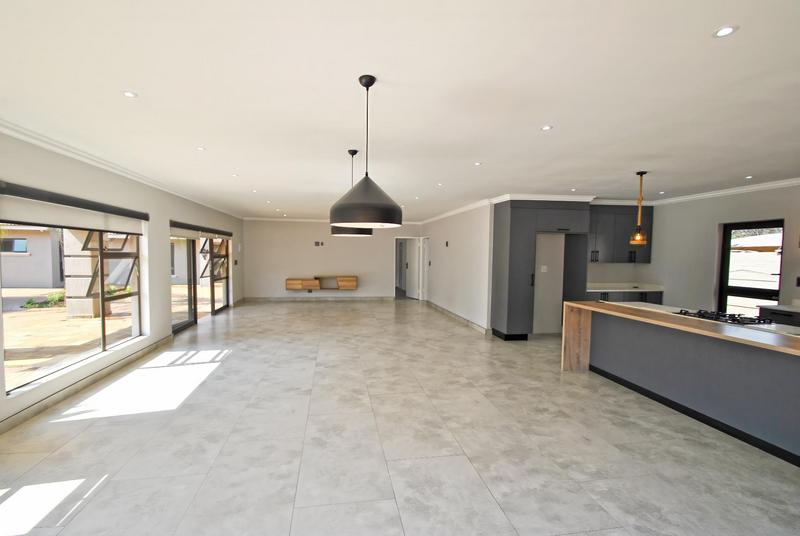 7 Bedroom Property for Sale in Arcon Park Gauteng
