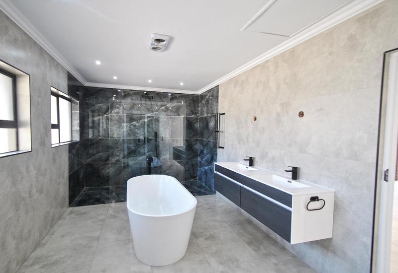 7 Bedroom Property for Sale in Arcon Park Gauteng