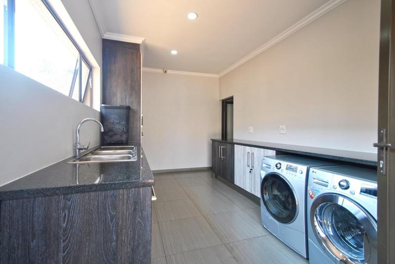 7 Bedroom Property for Sale in Arcon Park Gauteng