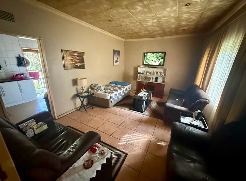 3 Bedroom Property for Sale in Vanderbijlpark Cw 6 Gauteng
