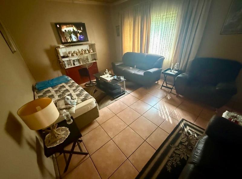 3 Bedroom Property for Sale in Vanderbijlpark Cw 6 Gauteng