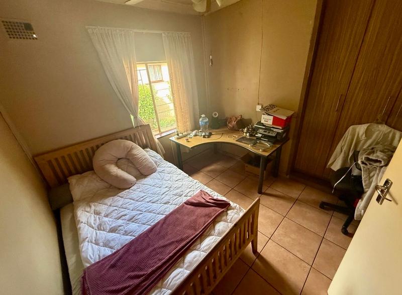 3 Bedroom Property for Sale in Vanderbijlpark Cw 6 Gauteng