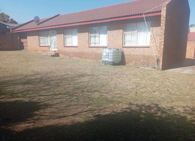 3 Bedroom Property for Sale in Vanderbijlpark SE 4 Gauteng