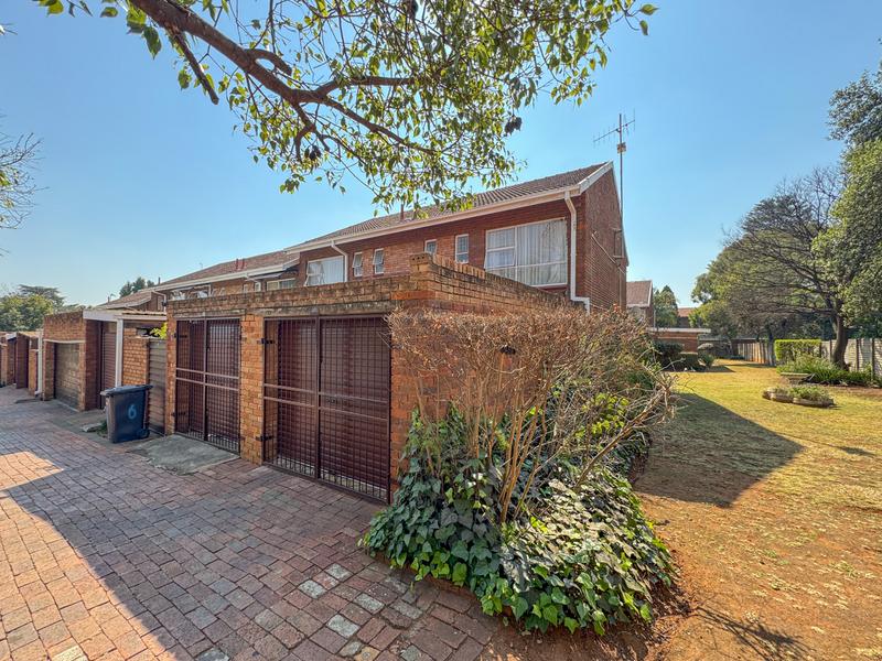3 Bedroom Property for Sale in Eldoraigne Gauteng