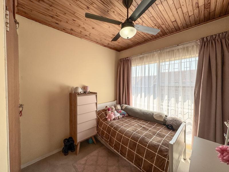 3 Bedroom Property for Sale in Eldoraigne Gauteng