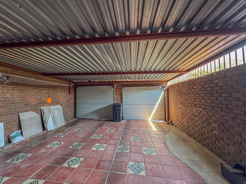 3 Bedroom Property for Sale in Eldoraigne Gauteng