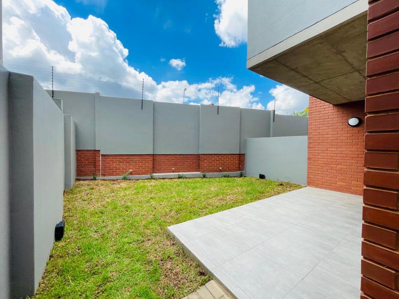 To Let 3 Bedroom Property for Rent in Olympus AH Gauteng