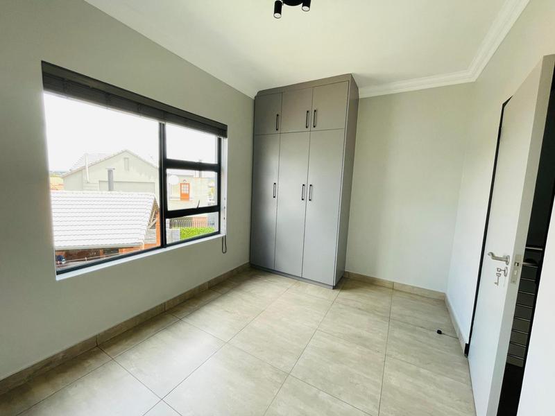To Let 3 Bedroom Property for Rent in Olympus AH Gauteng