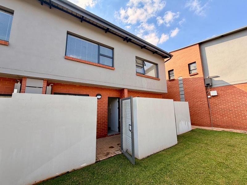 To Let 2 Bedroom Property for Rent in Olympus AH Gauteng