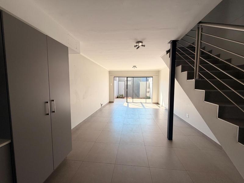 To Let 2 Bedroom Property for Rent in Olympus AH Gauteng