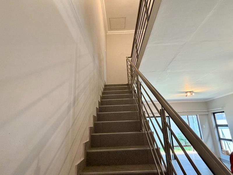 To Let 2 Bedroom Property for Rent in Olympus AH Gauteng