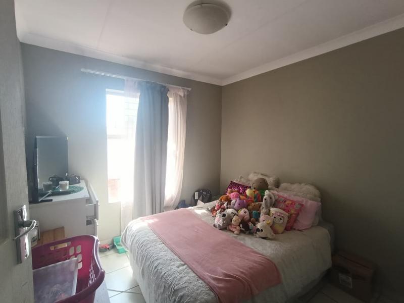 3 Bedroom Property for Sale in Strubenvale Gauteng