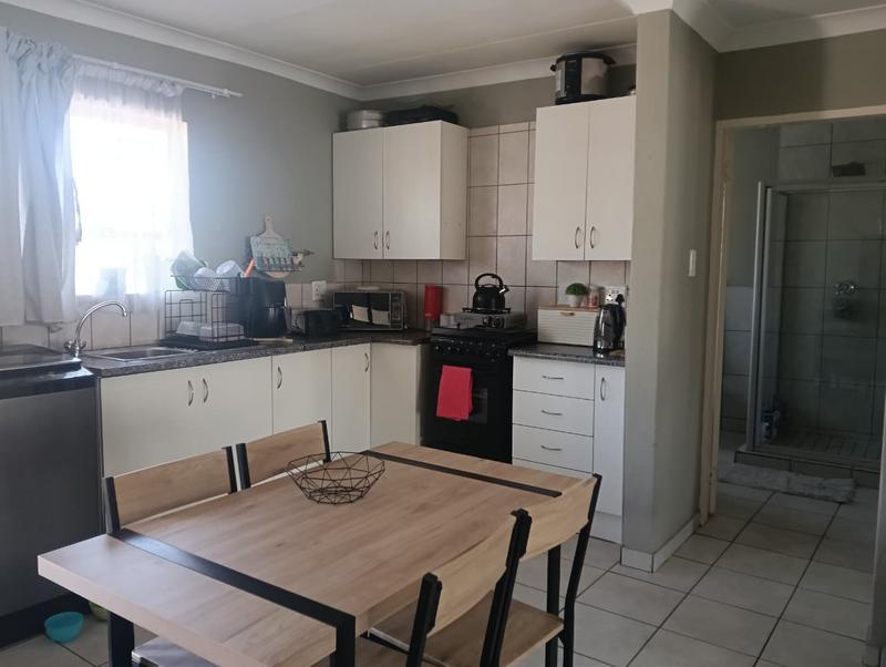 3 Bedroom Property for Sale in Strubenvale Gauteng