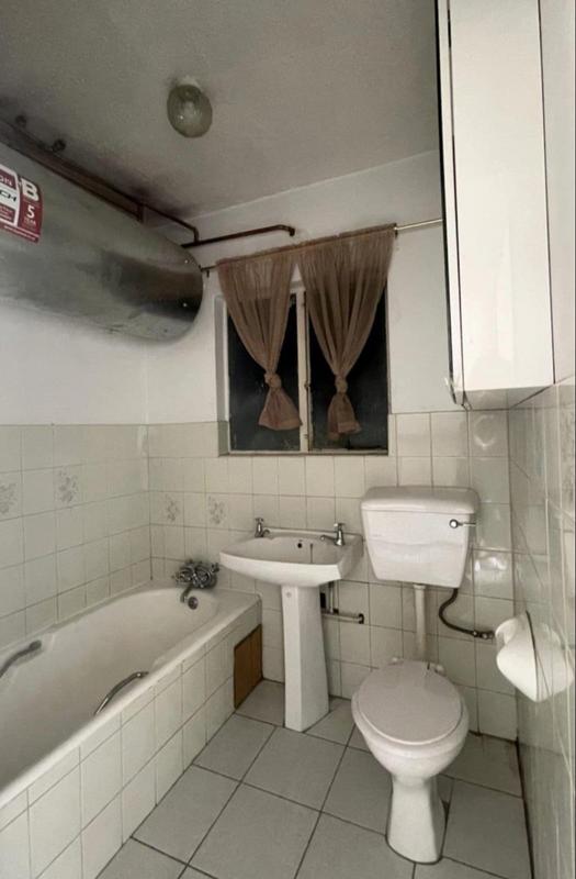 2 Bedroom Property for Sale in New Redruth Gauteng