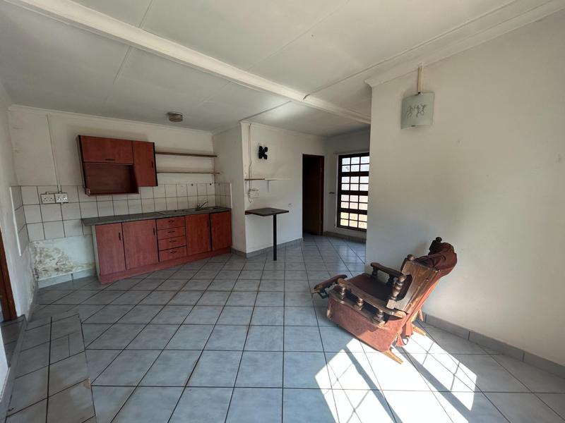To Let 2 Bedroom Property for Rent in Lyttelton Gauteng