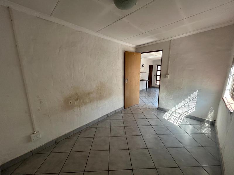 To Let 2 Bedroom Property for Rent in Lyttelton Gauteng