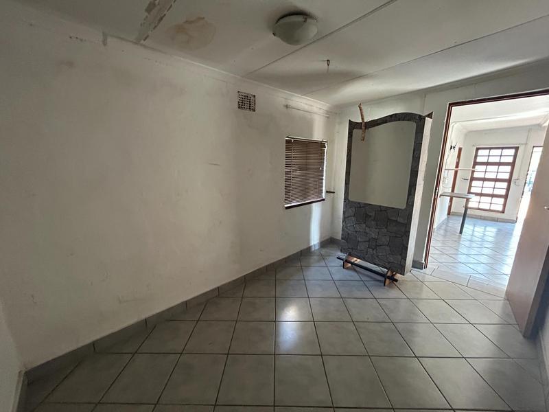 To Let 2 Bedroom Property for Rent in Lyttelton Gauteng