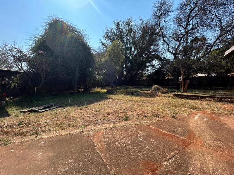 To Let 4 Bedroom Property for Rent in Lyttelton Gauteng