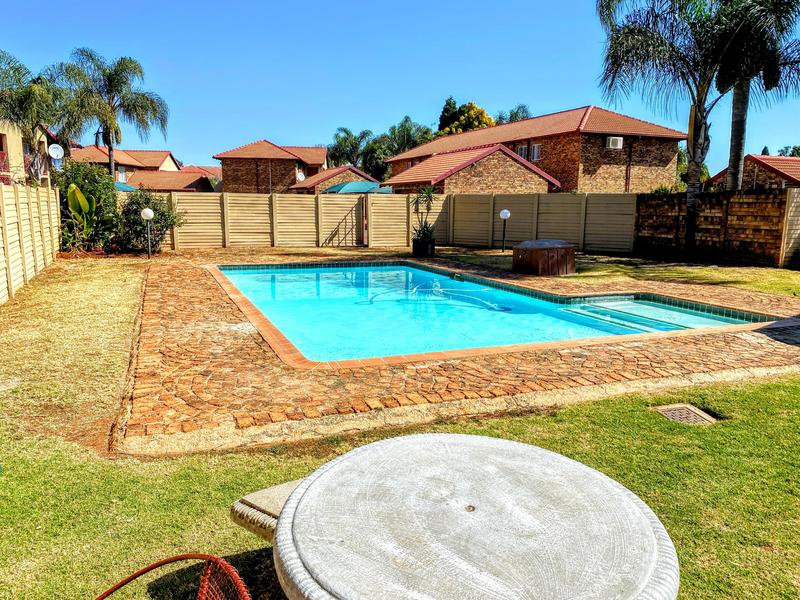 To Let 2 Bedroom Property for Rent in Moreleta Park Gauteng