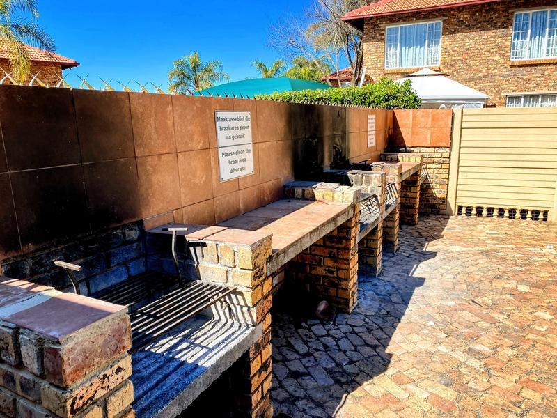 To Let 2 Bedroom Property for Rent in Moreleta Park Gauteng