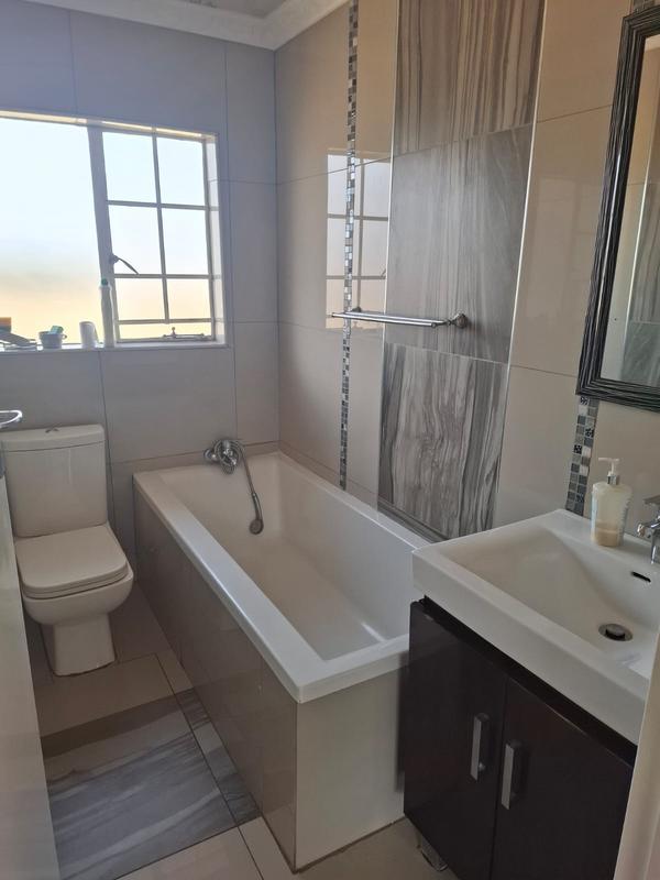 To Let 2 Bedroom Property for Rent in Moreleta Park Gauteng