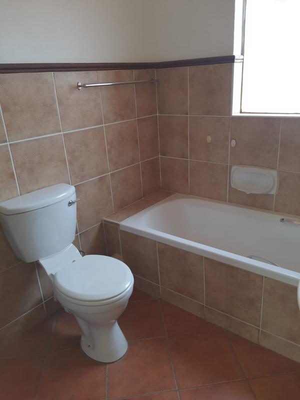 2 Bedroom Property for Sale in Equestria Gauteng