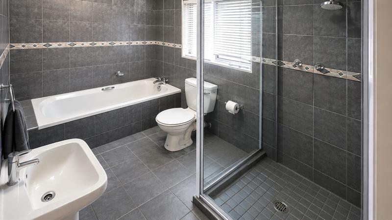 5 Bedroom Property for Sale in Cinderella Gauteng