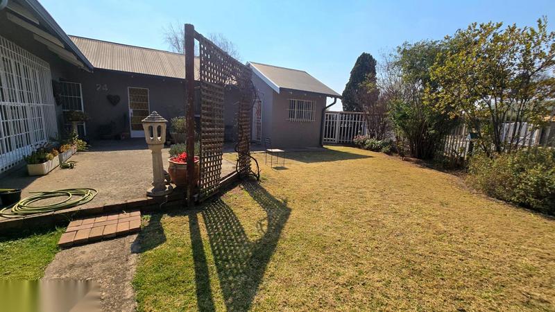 5 Bedroom Property for Sale in Cinderella Gauteng