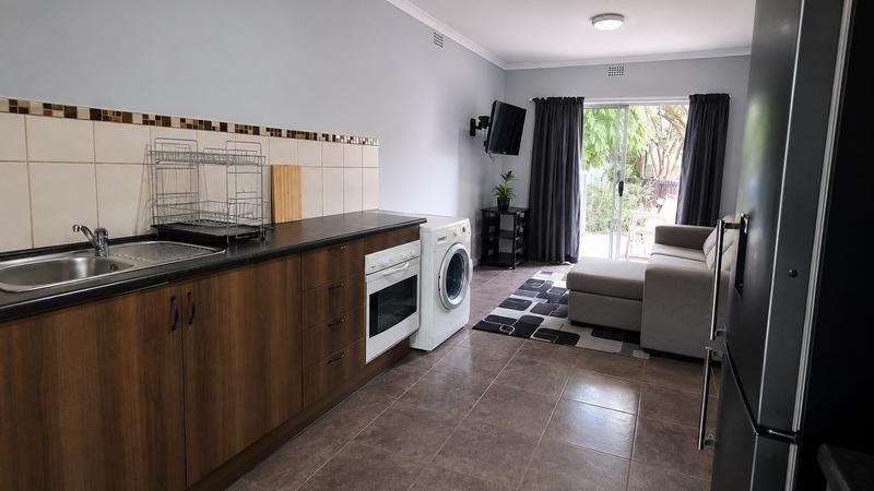 5 Bedroom Property for Sale in Cinderella Gauteng