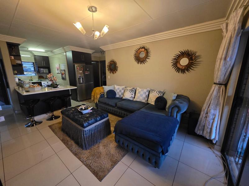 To Let 2 Bedroom Property for Rent in Ravenswood Gauteng