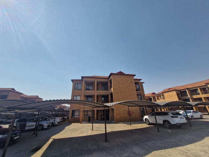 3 Bedroom Property for Sale in Klippoortje Gauteng