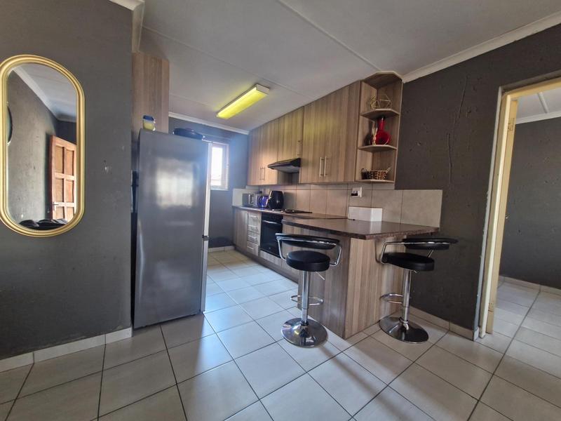 3 Bedroom Property for Sale in Klippoortje Gauteng