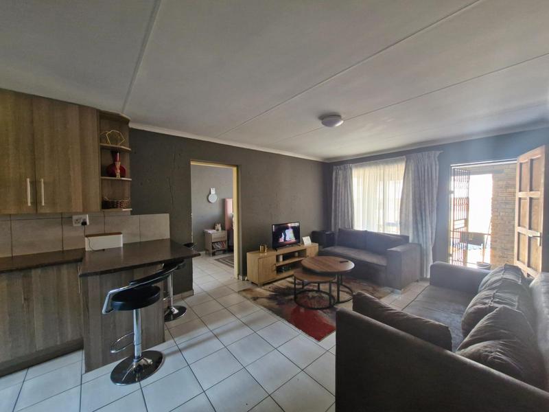 3 Bedroom Property for Sale in Klippoortje Gauteng
