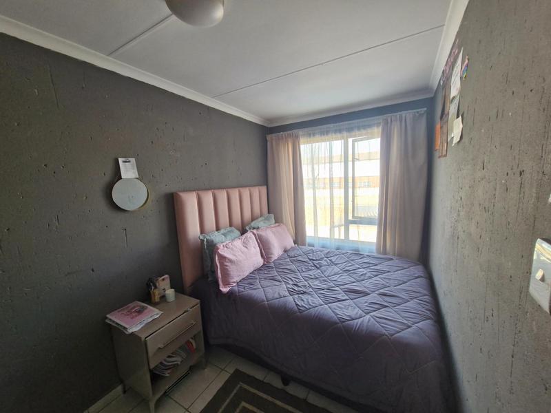 3 Bedroom Property for Sale in Klippoortje Gauteng