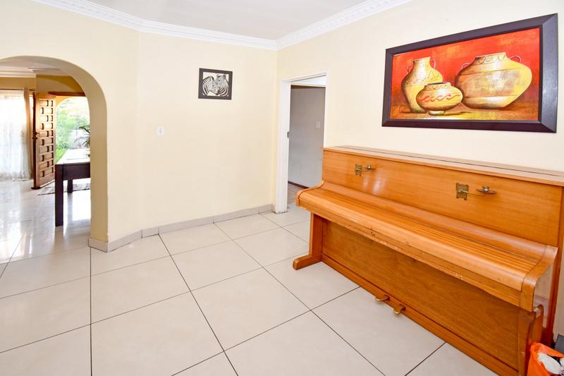 To Let 4 Bedroom Property for Rent in Birchleigh Gauteng