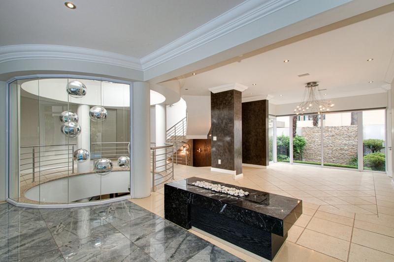 5 Bedroom Property for Sale in Dainfern Golf Estate Gauteng