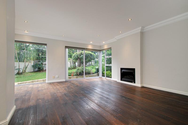5 Bedroom Property for Sale in Dainfern Golf Estate Gauteng