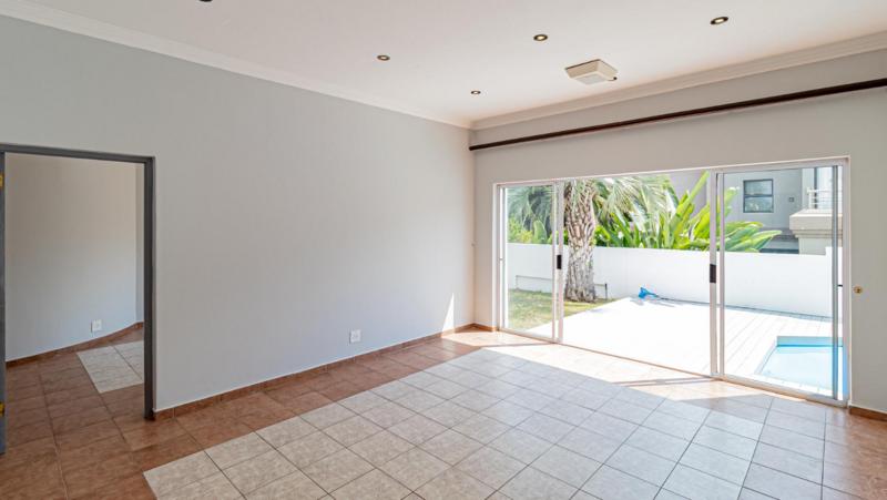5 Bedroom Property for Sale in Dainfern Golf Estate Gauteng